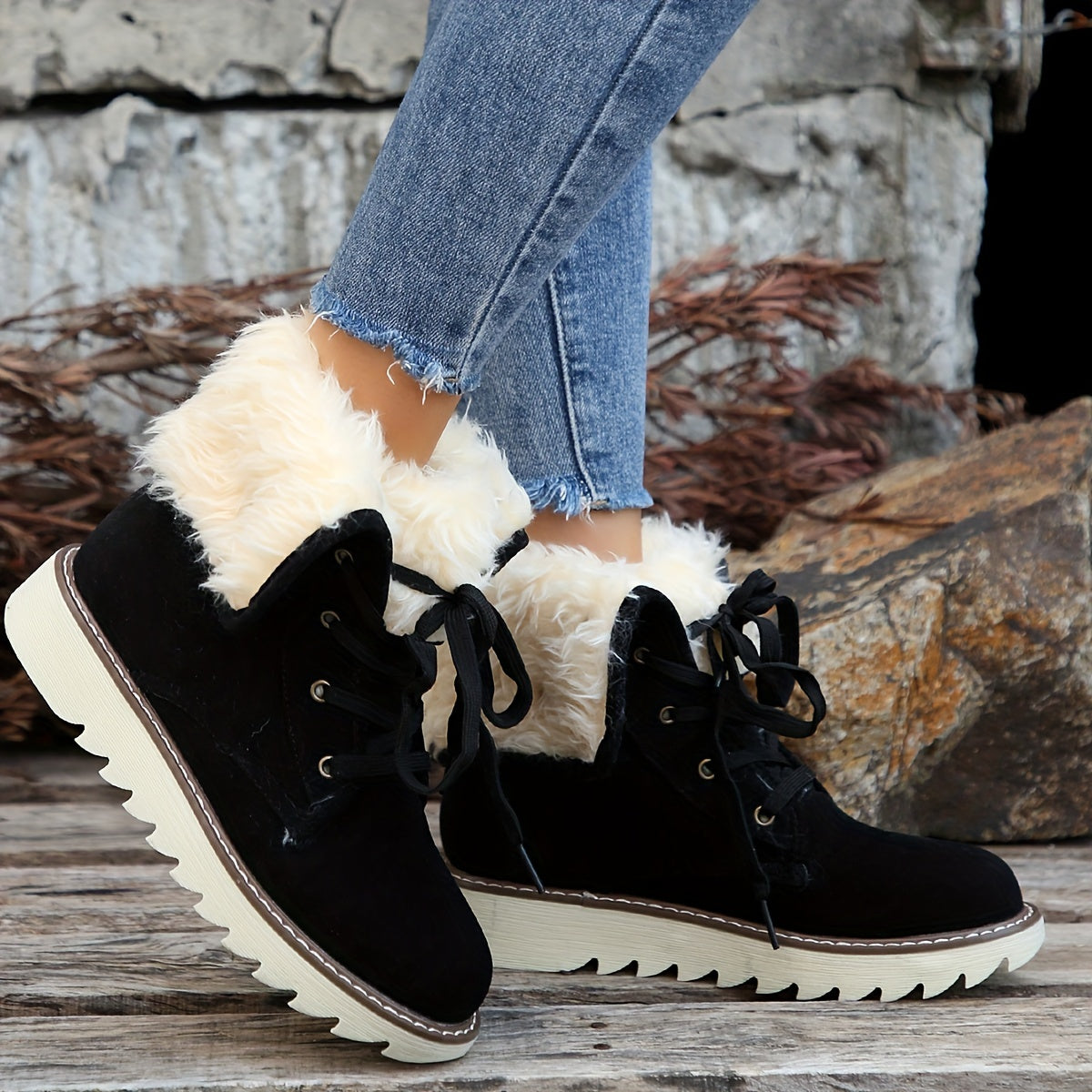 Women's Fleece-Lined Winter Boots with Plush Collar